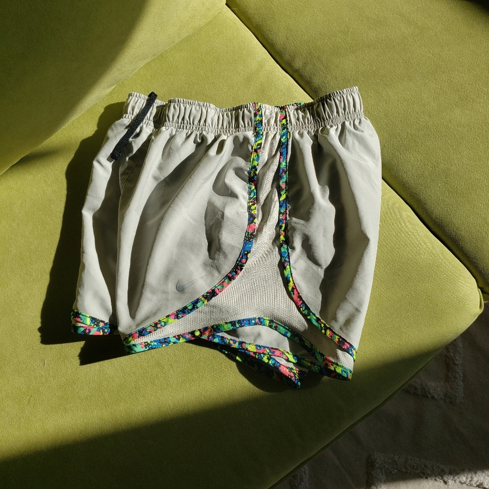 Nike dri-fit shorts - Picture 9 of 9